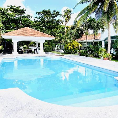 Casa Blanca Zh Kukulkan Mall Cancun Dış mekan fotoğraf